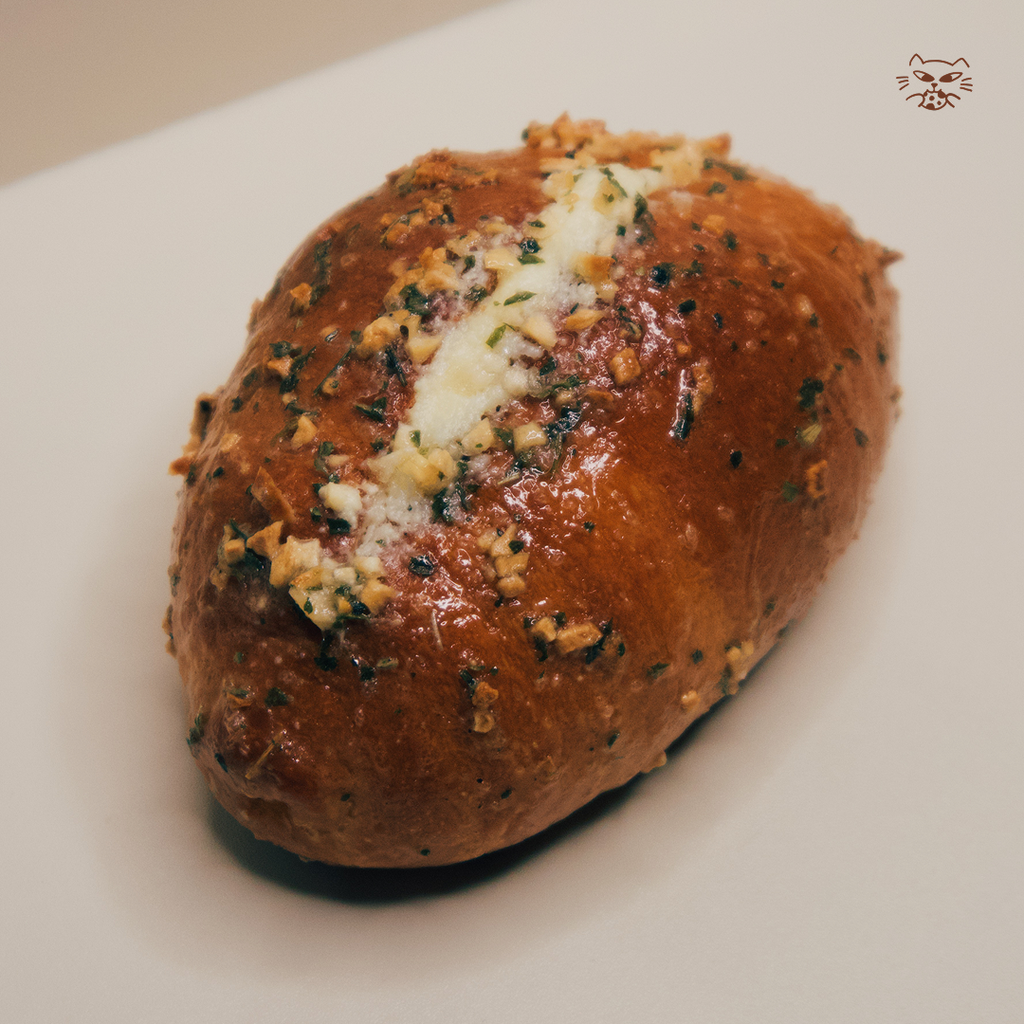 Korean Garlic Saltbread